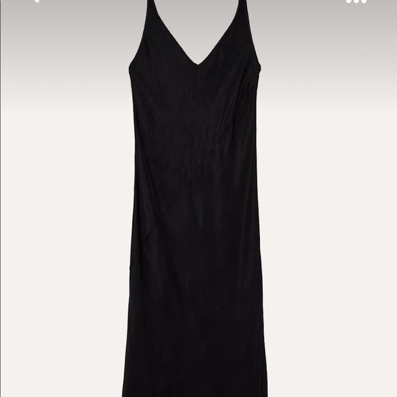 Aritzia Babaton Kilroy black slip dress NWT size M